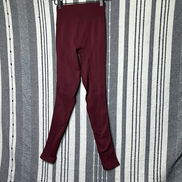 Lululemon Zone In Tight - Picture 4 of 8